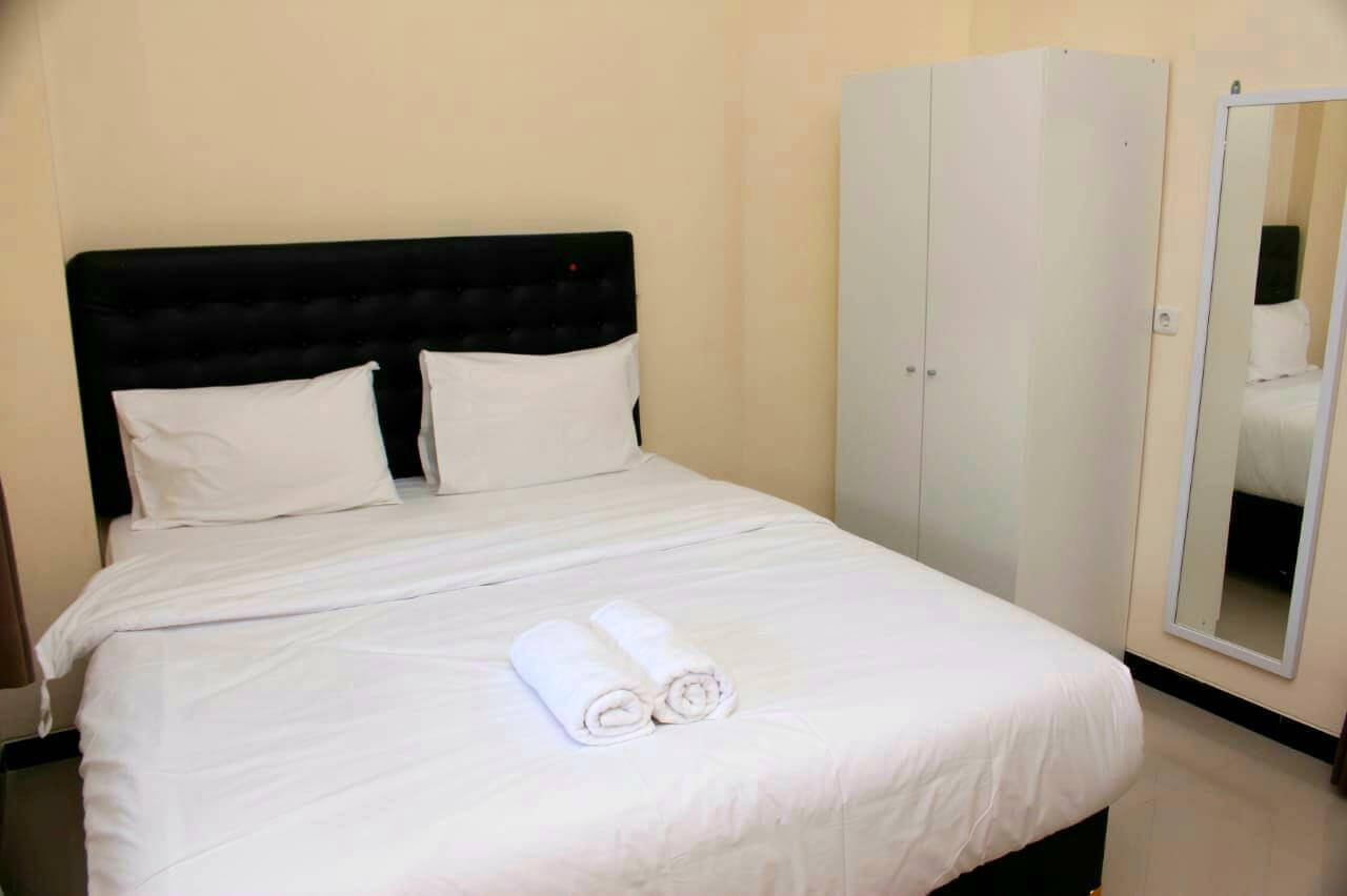 0221t1200081l3rslAE09